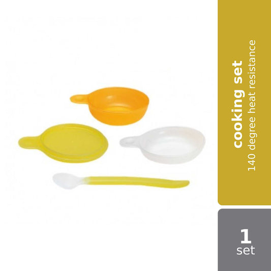 combi-baby-label-compact-cooking-set-with-spoon-81007